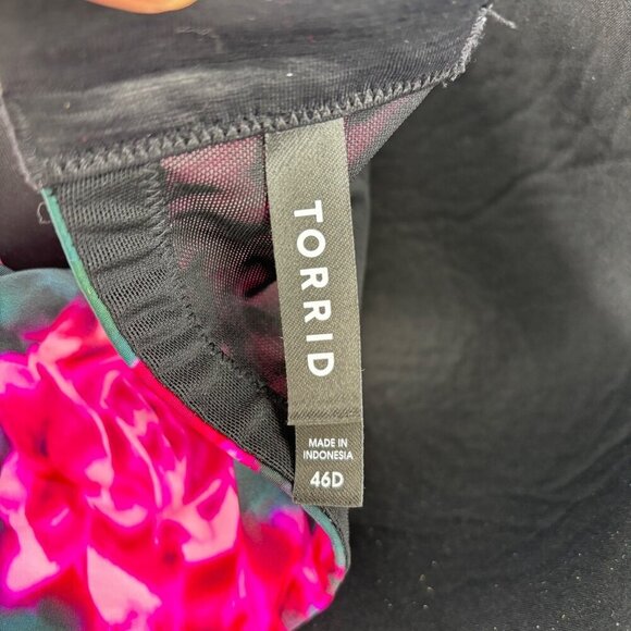 Torrid Perfect T Lightly Lined T-Shirt Bra 46D Pink Green Floral Print Underwire - Picture 6 of 10